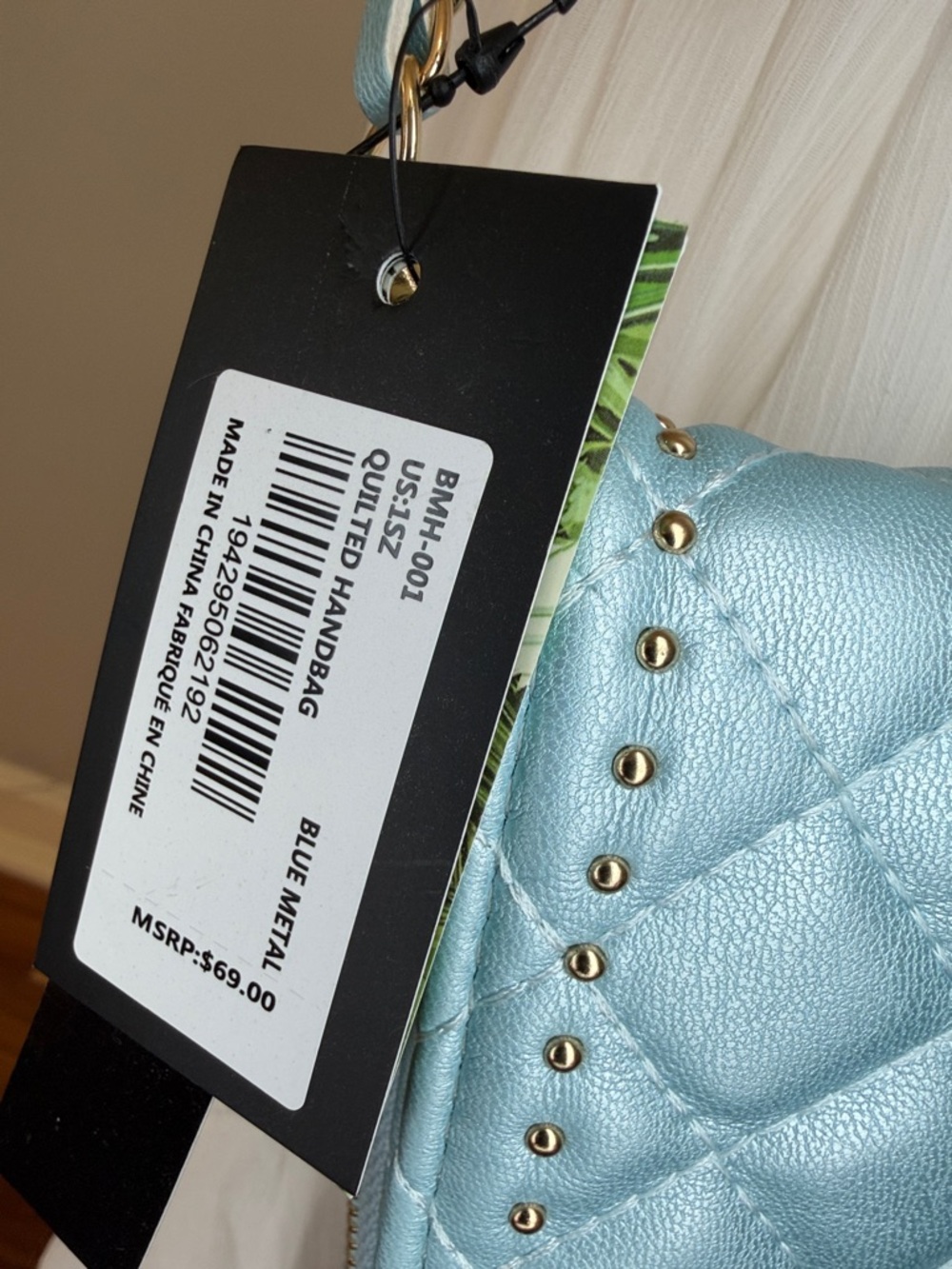 Bagley Mischka NWT RETAIL $68 aqua  quilted Crossbody bag, 8x6appx - Picture 3 of 10